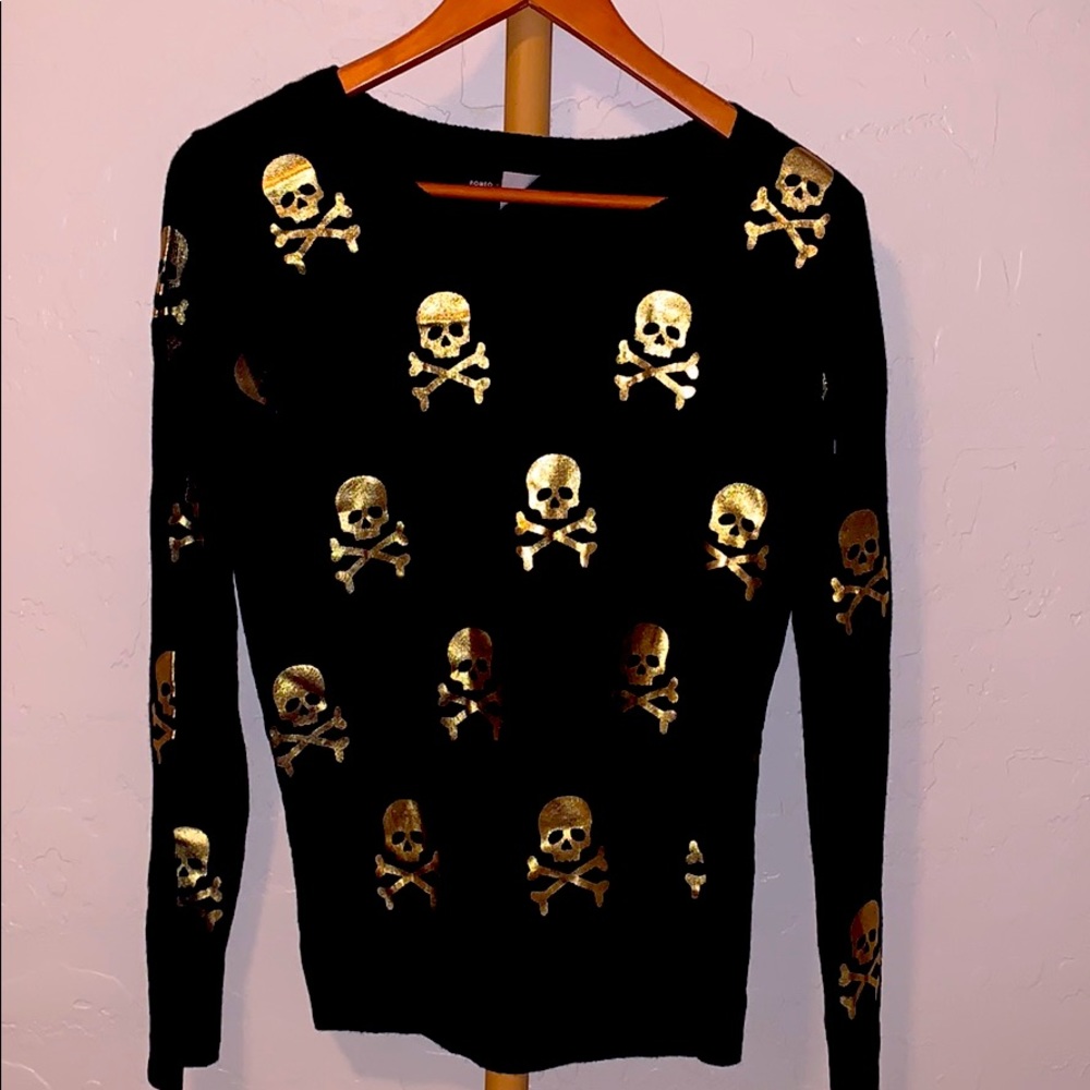 ☠️Romeo &Juliet Skull Sweater☠️
